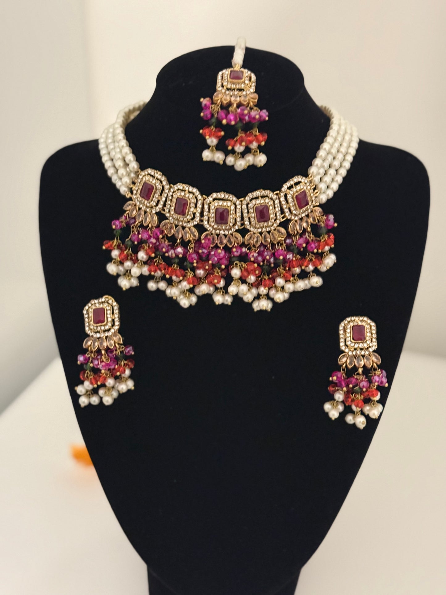Pearly Green, Red and Pink NIA’ Set