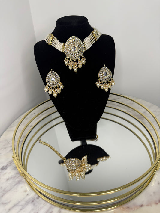 ‘Pearly’ Choker Set