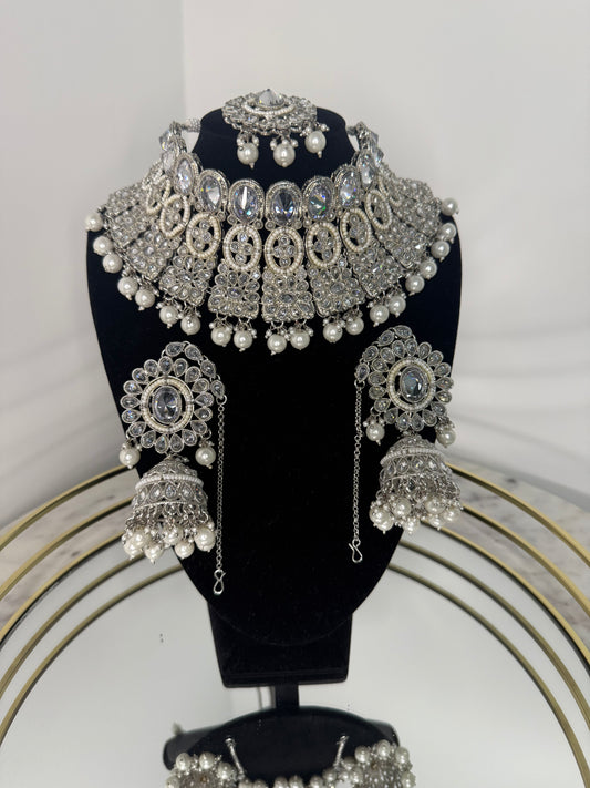 ‘Bling’ Silver Necklace Set